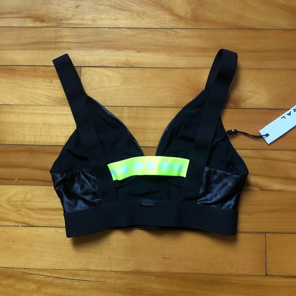 KORAL Line Infinity Sports Bra - Picture 5 of 6